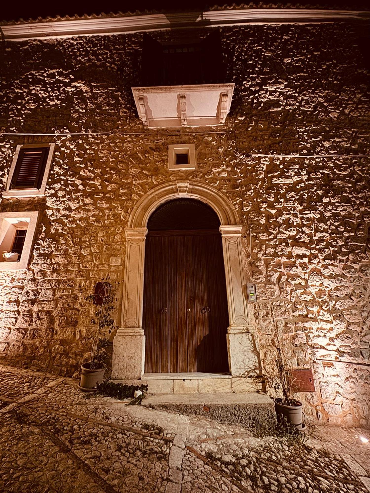 Le Camere Dell'Emiro Castronuovo di Sicilia Extérieur photo