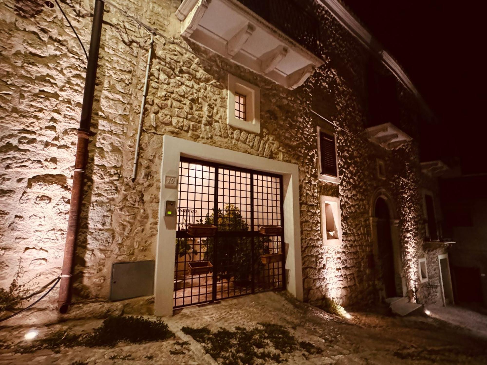 Le Camere Dell'Emiro Castronuovo di Sicilia Extérieur photo