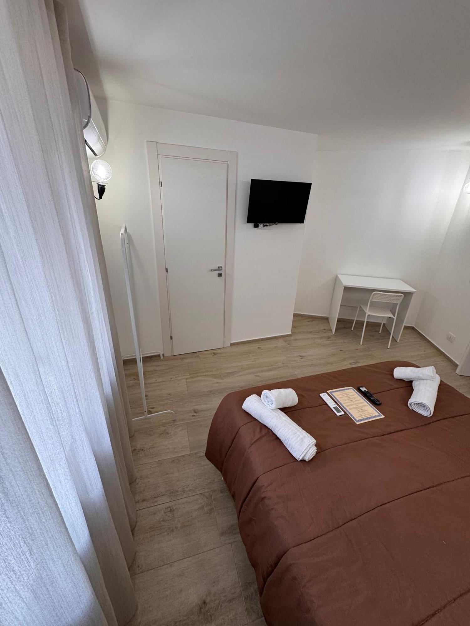 Le Camere Dell'Emiro Castronuovo di Sicilia Extérieur photo