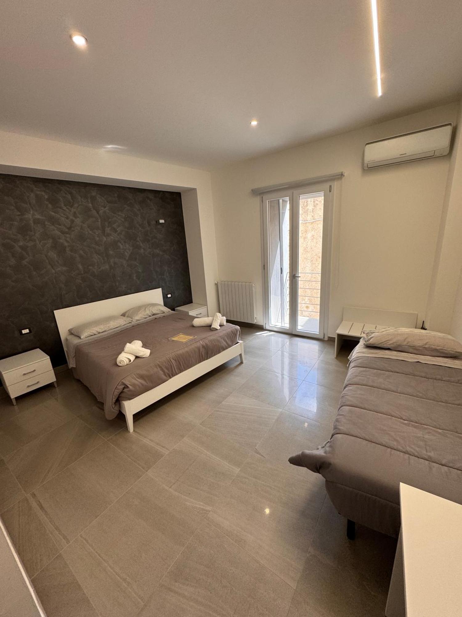 Le Camere Dell'Emiro Castronuovo di Sicilia Extérieur photo